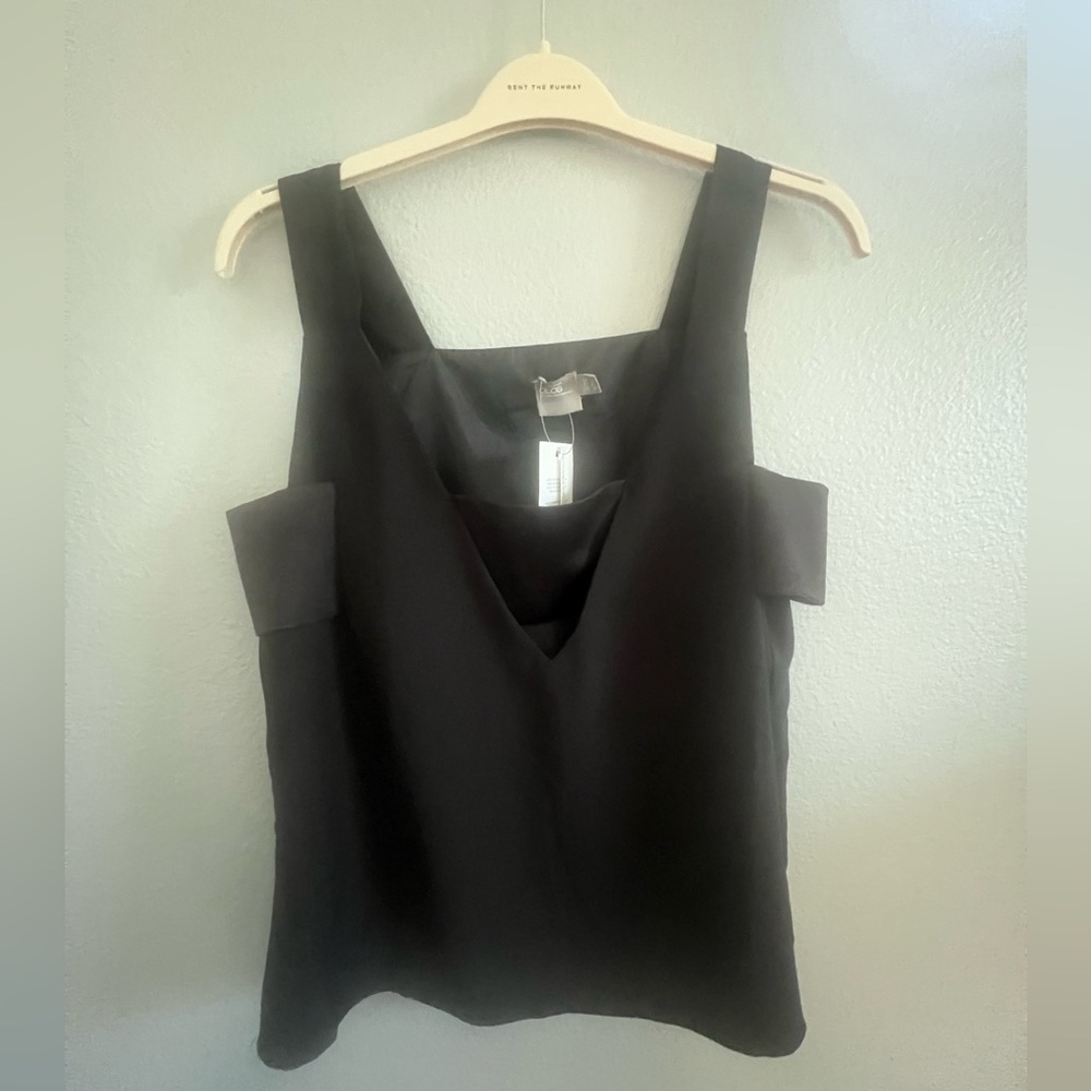 NWT! Black top